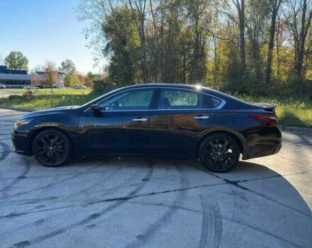 Черный Ниссан Альтима, объемом двигателя 2.5 л и пробегом 68 тыс. км за 9500 $, фото 3 на Automoto.ua