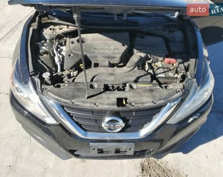 Черный Ниссан Альтима, объемом двигателя 2.49 л и пробегом 129 тыс. км за 1300 $, фото 10 на Automoto.ua