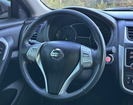 Черный Ниссан Альтима, объемом двигателя 2.5 л и пробегом 163 тыс. км за 9100 $, фото 6 на Automoto.ua