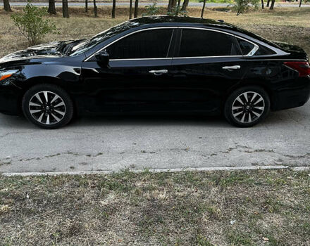 Черный Ниссан Альтима, объемом двигателя 2.49 л и пробегом 139 тыс. км за 11850 $, фото 9 на Automoto.ua