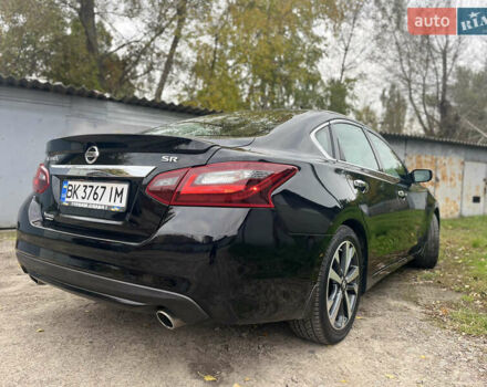 Черный Ниссан Альтима, объемом двигателя 2.49 л и пробегом 171 тыс. км за 8888 $, фото 16 на Automoto.ua