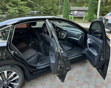 Черный Ниссан Альтима, объемом двигателя 2.49 л и пробегом 145 тыс. км за 12500 $, фото 25 на Automoto.ua