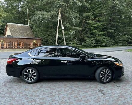 Черный Ниссан Альтима, объемом двигателя 2.49 л и пробегом 145 тыс. км за 12500 $, фото 11 на Automoto.ua