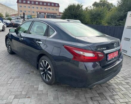 Черный Ниссан Альтима, объемом двигателя 2.5 л и пробегом 175 тыс. км за 8000 $, фото 2 на Automoto.ua