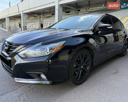 Черный Ниссан Альтима, объемом двигателя 2.49 л и пробегом 120 тыс. км за 10999 $, фото 2 на Automoto.ua
