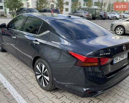 Черный Ниссан Альтима, объемом двигателя 2.49 л и пробегом 103 тыс. км за 17490 $, фото 1 на Automoto.ua