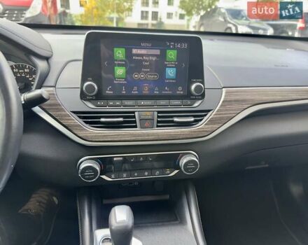 Черный Ниссан Альтима, объемом двигателя 2.49 л и пробегом 103 тыс. км за 17490 $, фото 9 на Automoto.ua