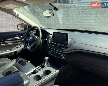 Чорний Ніссан Альтіма, об'ємом двигуна 2.5 л та пробігом 172 тис. км за 12000 $, фото 7 на Automoto.ua