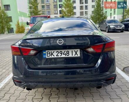 Черный Ниссан Альтима, объемом двигателя 2.49 л и пробегом 103 тыс. км за 17490 $, фото 8 на Automoto.ua