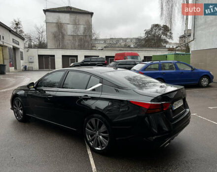 Чорний Ніссан Альтіма, об'ємом двигуна 2.49 л та пробігом 80 тис. км за 14499 $, фото 4 на Automoto.ua