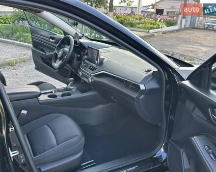 Черный Ниссан Альтима, объемом двигателя 2.49 л и пробегом 68 тыс. км за 15900 $, фото 14 на Automoto.ua