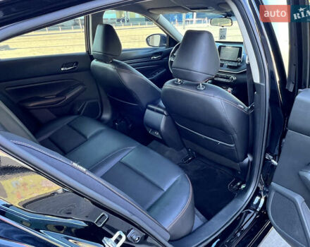 Черный Ниссан Альтима, объемом двигателя 2.49 л и пробегом 42 тыс. км за 15999 $, фото 14 на Automoto.ua