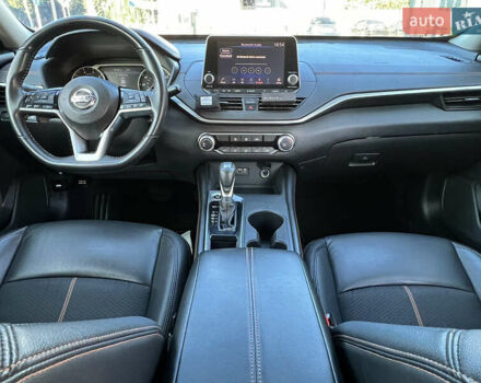 Черный Ниссан Альтима, объемом двигателя 2.49 л и пробегом 42 тыс. км за 15999 $, фото 19 на Automoto.ua