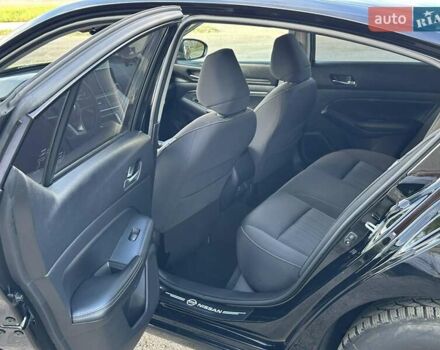 Черный Ниссан Альтима, объемом двигателя 2.49 л и пробегом 68 тыс. км за 15900 $, фото 12 на Automoto.ua