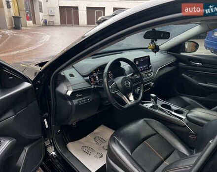 Чорний Ніссан Альтіма, об'ємом двигуна 2.49 л та пробігом 80 тис. км за 14499 $, фото 7 на Automoto.ua