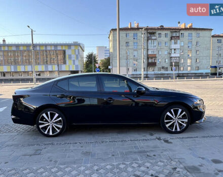 Черный Ниссан Альтима, объемом двигателя 2.49 л и пробегом 42 тыс. км за 15999 $, фото 5 на Automoto.ua