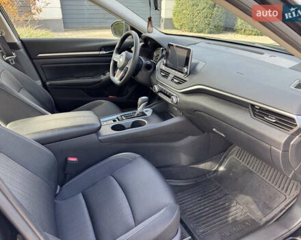 Черный Ниссан Альтима, объемом двигателя 2.49 л и пробегом 25 тыс. км за 19300 $, фото 9 на Automoto.ua