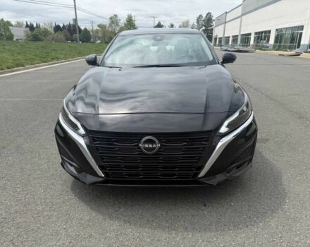 Черный Ниссан Альтима, объемом двигателя 2.5 л и пробегом 21 тыс. км за 10000 $, фото 1 на Automoto.ua