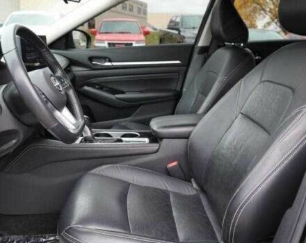 Черный Ниссан Альтима, объемом двигателя 2.5 л и пробегом 32 тыс. км за 7300 $, фото 4 на Automoto.ua