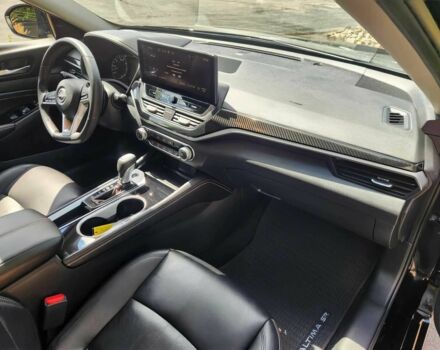 Черный Ниссан Альтима, объемом двигателя 2.5 л и пробегом 26 тыс. км за 9000 $, фото 9 на Automoto.ua