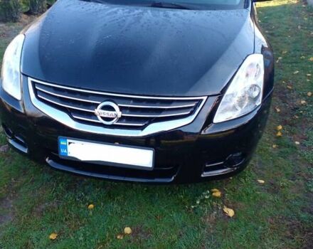 Черный Ниссан Альтима, объемом двигателя 2.49 л и пробегом 180 тыс. км за 7000 $, фото 1 на Automoto.ua