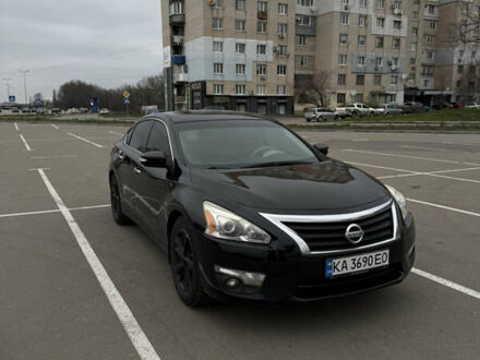 Черный Ниссан Альтима, объемом двигателя 2.49 л и пробегом 160 тыс. км за 9700 $, фото 1 на Automoto.ua