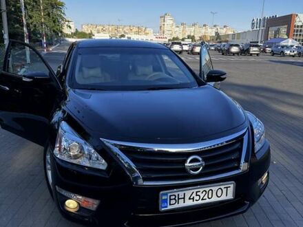 Ниссан Альтима 2014 в Одессе на Automoto.ua Черный Ниссан Альтима, объемом двигателя 2.49 л и пробегом 183 тыс. км за 11200 $, фото 1 на Automoto.ua