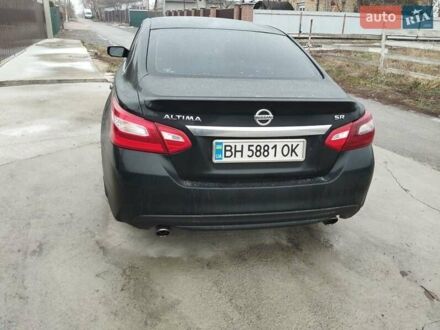 Ніссан Альтіма 2016 у Борисполе на Automoto.ua Чорний Ніссан Альтіма, об'ємом двигуна 2.5 л та пробігом 110 тис. км за 9800 $, фото 1 на Automoto.ua