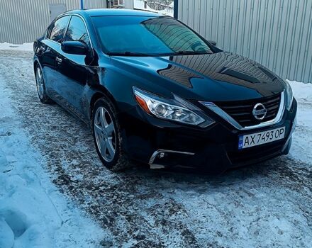 Черный Ниссан Альтима, объемом двигателя 2.5 л и пробегом 11800 тыс. км за 9499 $, фото 1 на Automoto.ua