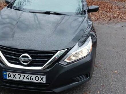 Черный Ниссан Альтима, объемом двигателя 2.49 л и пробегом 142 тыс. км за 10500 $, фото 1 на Automoto.ua