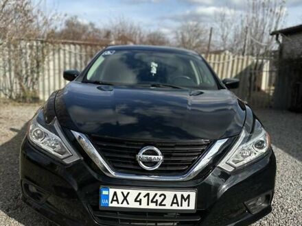Ниссан Альтима 2017 в Харькове на Automoto.ua Черный Ниссан Альтима, объемом двигателя 2.49 л и пробегом 106 тыс. км за 13500 $, фото 1 на Automoto.ua