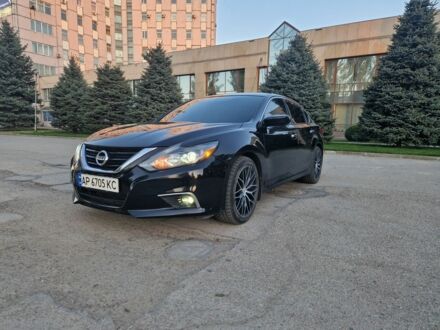 Черный Ниссан Альтима, объемом двигателя 2.5 л и пробегом 149 тыс. км за 11250 $, фото 1 на Automoto.ua