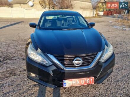 Ниссан Альтима 2017 в Харькове на Automoto.ua Черный Ниссан Альтима, объемом двигателя 2.49 л и пробегом 180 тыс. км за 9200 $, фото 1 на Automoto.ua