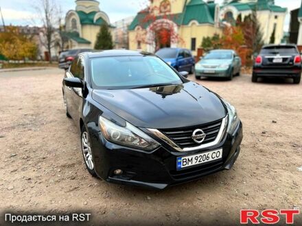 Ніссан Альтіма 2018 у Києві на Automoto.ua Чорний Ніссан Альтіма, об'ємом двигуна 2.5 л та пробігом 96 тис. км за 10500 $, фото 1 на Automoto.ua