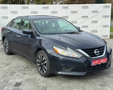 Черный Ниссан Альтима, объемом двигателя 2.5 л и пробегом 175 тыс. км за 8000 $, фото 1 на Automoto.ua