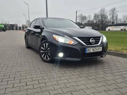 Черный Ниссан Альтима, объемом двигателя 2.49 л и пробегом 224 тыс. км за 11500 $, фото 1 на Automoto.ua