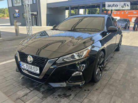 Ниссан Альтима 2019 в Луцке на Automoto.ua Черный Ниссан Альтима, объемом двигателя 2.5 л и пробегом 35 тыс. км за 14999 $, фото 1 на Automoto.ua