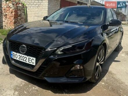 Ниссан Альтима 2019 в Тернополе на Automoto.ua Черный Ниссан Альтима, объемом двигателя 2.49 л и пробегом 106 тыс. км за 18600 $, фото 1 на Automoto.ua