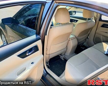 Ниссан Альтима 2013 в Полтаве на Automoto.ua Коричневый Ниссан Альтима, объемом двигателя 2.5 л и пробегом 160 тыс. км за 8500 $, фото 3 на Automoto.ua