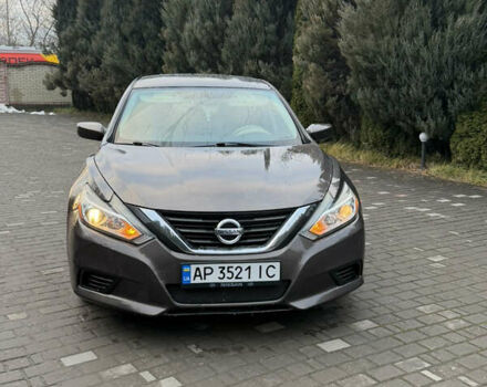 Коричневий Ніссан Альтіма, об'ємом двигуна 2.49 л та пробігом 180 тис. км за 7990 $, фото 1 на Automoto.ua