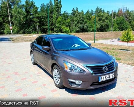 Ниссан Альтима 2013 в Полтаве на Automoto.ua Коричневый Ниссан Альтима, объемом двигателя 2.5 л и пробегом 160 тыс. км за 8500 $, фото 1 на Automoto.ua