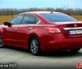 Красный Ниссан Альтима, объемом двигателя 2.5 л и пробегом 225 тыс. км за 5999 $, фото 1 на Automoto.ua