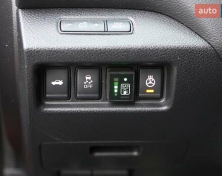 Ниссан Альтима 2016 в Киеве на Automoto.ua Красный Ниссан Альтима, объемом двигателя 2.49 л и пробегом 88 тыс. км за 11500 $, фото 22 на Automoto.ua