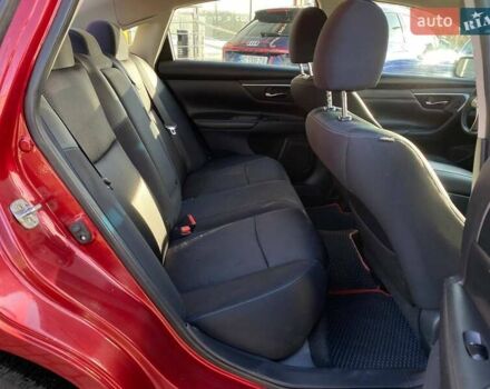 Червоний Ніссан Альтіма, об'ємом двигуна 2.49 л та пробігом 183 тис. км за 8900 $, фото 22 на Automoto.ua