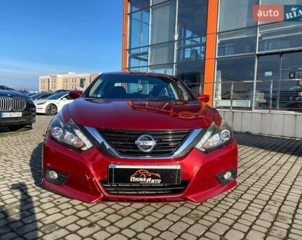 Червоний Ніссан Альтіма, об'ємом двигуна 2.49 л та пробігом 183 тис. км за 8900 $, фото 1 на Automoto.ua
