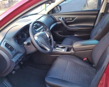 Червоний Ніссан Альтіма, об'ємом двигуна 2.49 л та пробігом 166 тис. км за 9300 $, фото 5 на Automoto.ua