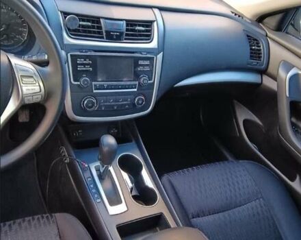 Червоний Ніссан Альтіма, об'ємом двигуна 2.49 л та пробігом 166 тис. км за 9300 $, фото 1 на Automoto.ua