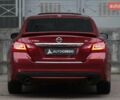 Ниссан Альтима 2016 в Киеве на Automoto.ua Красный Ниссан Альтима, объемом двигателя 2.49 л и пробегом 88 тыс. км за 11500 $, фото 5 на Automoto.ua