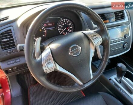 Червоний Ніссан Альтіма, об'ємом двигуна 2.49 л та пробігом 183 тис. км за 8900 $, фото 13 на Automoto.ua