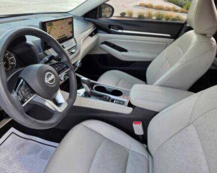 Красный Ниссан Альтима, объемом двигателя 2.5 л и пробегом 24 тыс. км за 10000 $, фото 7 на Automoto.ua